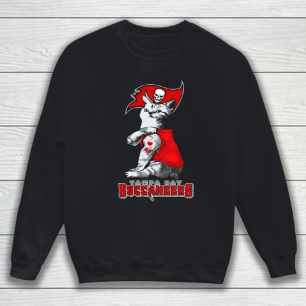 NFL Football My Cat Loves Tampa Bay Buccaneers Sweatshirt Fan Gift Unisex Appare